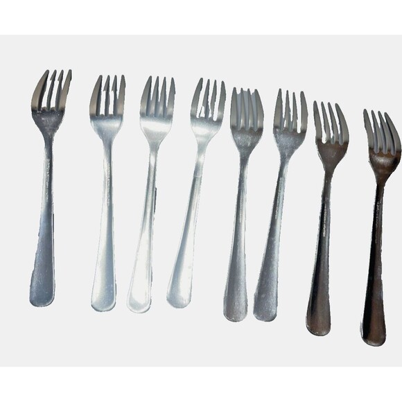 Chrome Stainless Steel Malaysia Flatware Set of 8 Dinner Forks - Picture 8 of 16